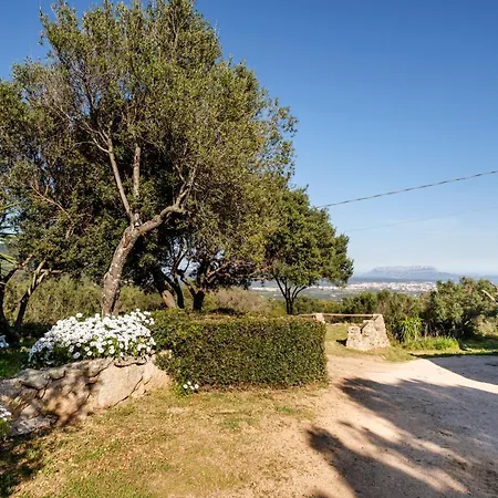 Stazzu Straetu Antico Stazzo Gallurese Con Vista Sul Golfo Di فيلة